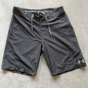 Under Armour board short, size medium